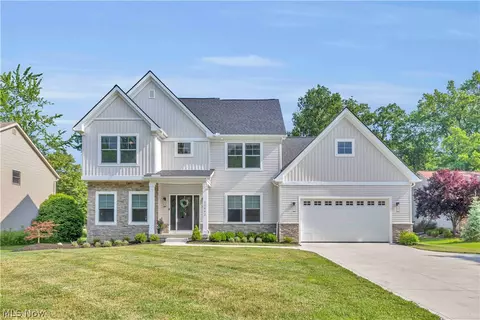 30892 Schwartz Rd, Westlake, OH 44145