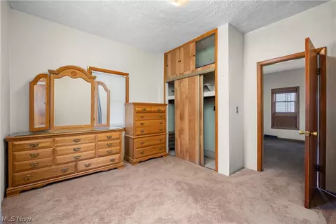 2011 E 31st St, Lorain, OH 44055 photo 12
