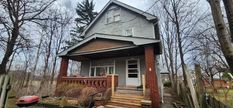 4183 W 22nd St, Cleveland, OH 44109