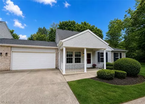 616 N Creek Dr, Painesville, OH 44077