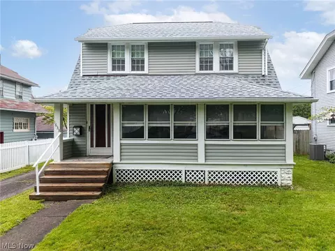 1633 Glenmount Ave, Akron, OH 44301