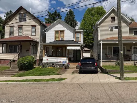 1013 Bradshaw Ave, East Liverpool, OH 43920