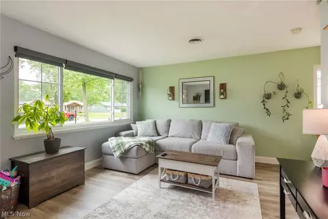 Other - 463 Walnut Dr, Berea, OH 44017 photo 3 of 10
