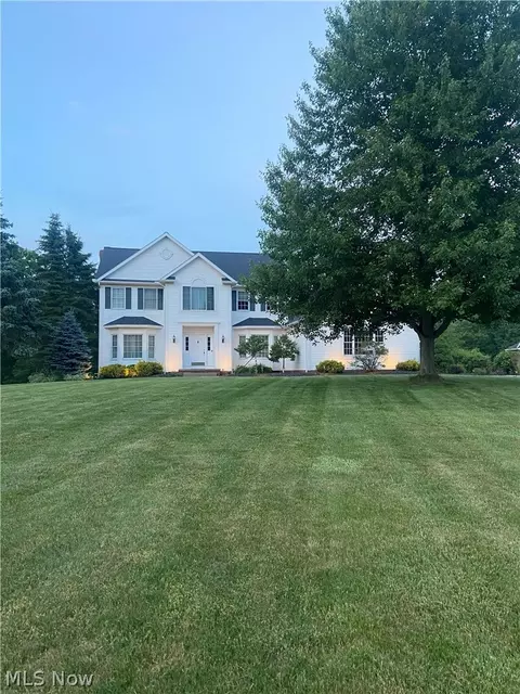 3880 Willow Brook Dr, Ravenna, OH 44266