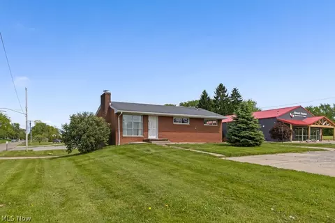 2150 Beechwood Ave, Alliance, OH 44601