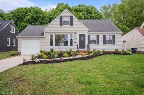 1291 Haverston Rd, Lyndhurst, OH 44124