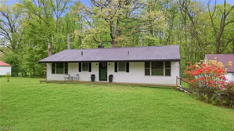 5452 W Webb Rd, Youngstown, OH 44515
