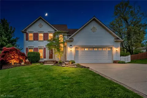 139 Mccleary Ct, Northfield, OH 44067