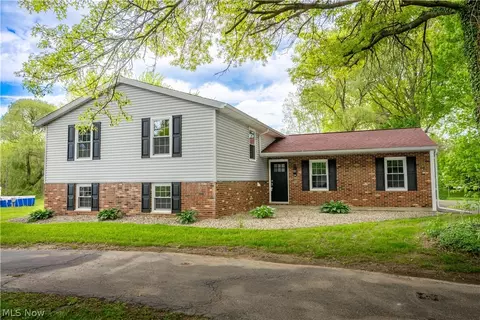 6518 Lorraine Ave NW, Massillon, OH 44646