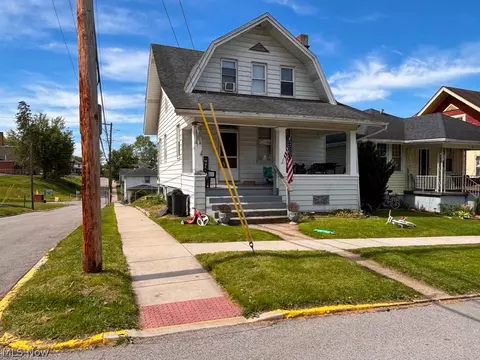 Exterior - 29 Second St, Beech Bottom, WV 26030 photo 2 of 4