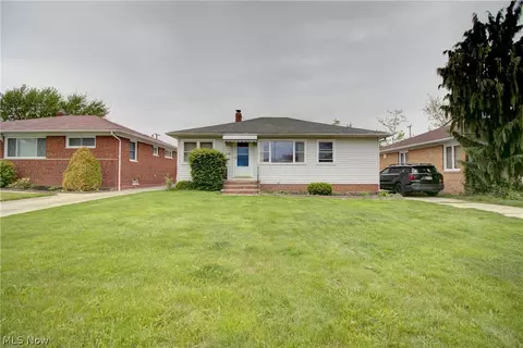 2118 Brookdale Ave, Parma, OH 44134