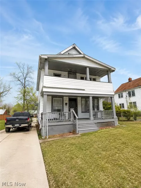 9521 Mount Auburn Ave, Cleveland, OH 44104