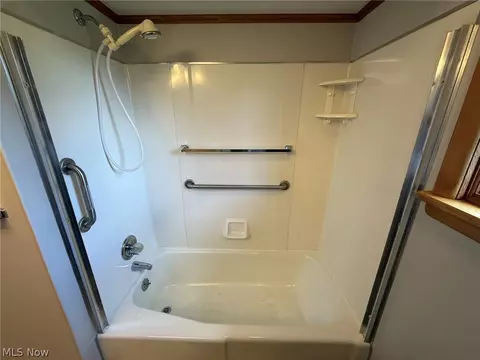 120 E 21st St, Dover, OH 44622 photo 22