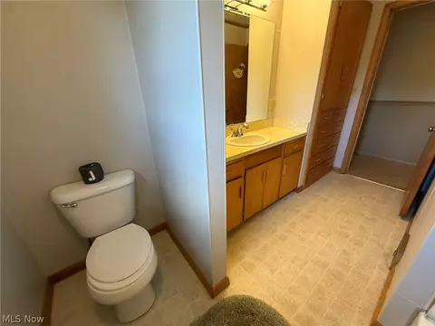 120 E 21st St, Dover, OH 44622 photo 23