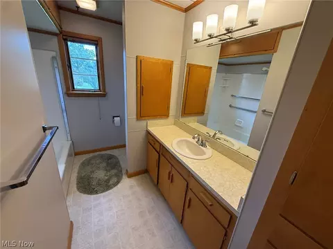120 E 21st St, Dover, OH 44622 photo 21