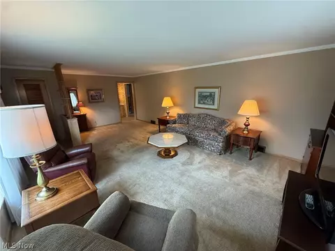 120 E 21st St, Dover, OH 44622 photo 5