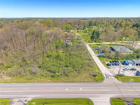 Aurora Road, Sagamore Hills, OH 44067