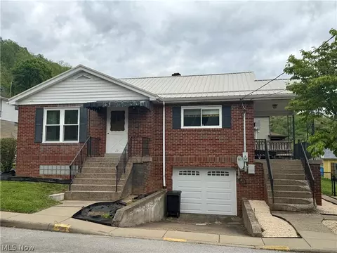 12 Cross St, Bridgeport, OH 43912