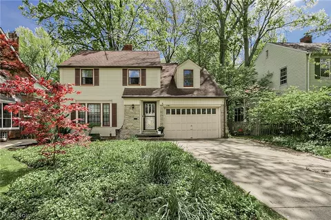 1761 Oakmount Rd, South Euclid, OH 44121