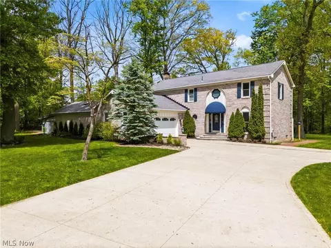 3190 Inwood Dr NW, Massillon, OH 44646