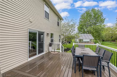 Exterior - 546 Brookstone Ct, Copley, OH 44321 photo 7 of 9