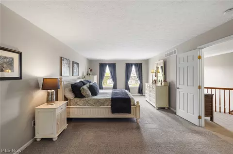 Bedroom - 546 Brookstone Ct, Copley, OH 44321 photo 8 of 9