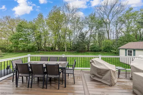 Exterior - 546 Brookstone Ct, Copley, OH 44321 photo 8 of 9