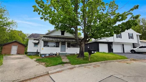 901 903 Lenore St, Parkersburg, WV 26101