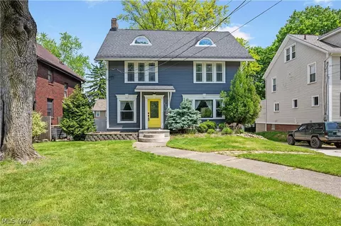 371 Merriman Rd, Akron, OH 44303