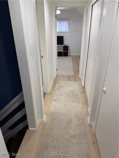 Entry Way - 233 Baldwin Dr, Berea, OH 44017 photo 2 of 2