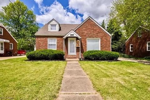 2935 15th St NW, Canton, OH 44708