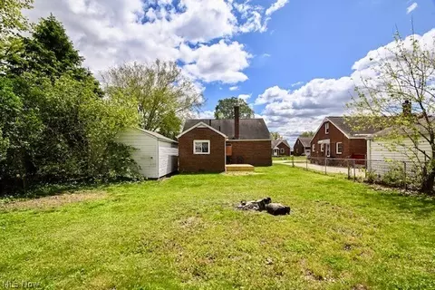 Exterior - 2935 15th St NW, Canton, OH 44708 photo 3 of 3