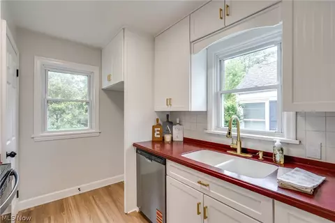 Kitchen - 136 36th St NE, Canton, OH 44714 photo 3 of 5
