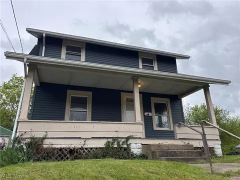 1713 Regal Ave NE, Canton, OH 44705