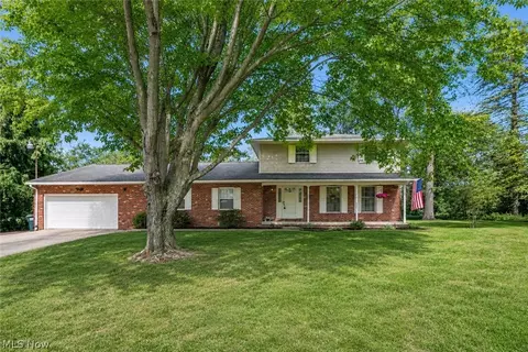 4029 Bel Air Ave NW, Canton, OH 44718