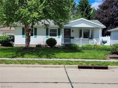 3669 Prospect St, Mogadore, OH 44260