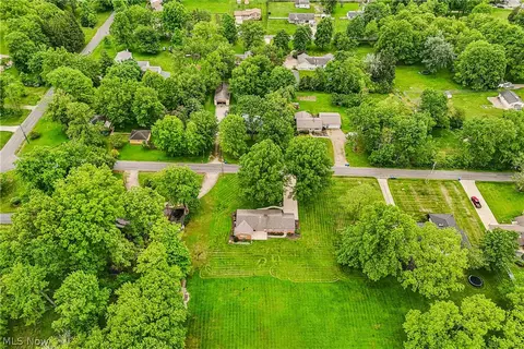 View/Area - 3305 Trumbull Ave, Copley, OH 44321 photo 2 of 4