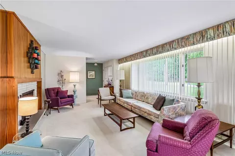 Living - 3305 Trumbull Ave, Copley, OH 44321 photo 2 of 3
