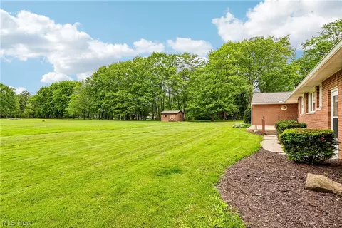 Exterior - 3305 Trumbull Ave, Copley, OH 44321 photo 6 of 6