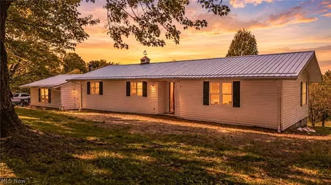 8570 County Road 39, Bloomingdale, OH 43910