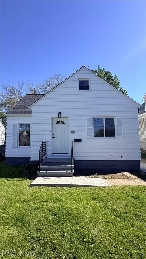 12905 Sprecher Ave, Cleveland, OH 44135