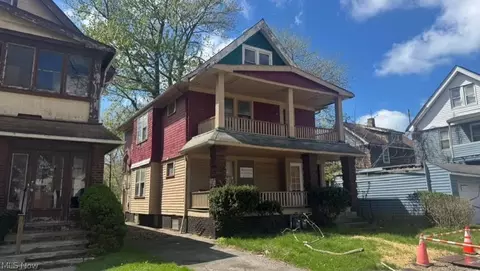 658 E 92 St, Cleveland, OH 44108