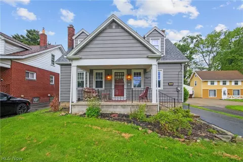 76 Terrace Dr, Boardman, OH 44512