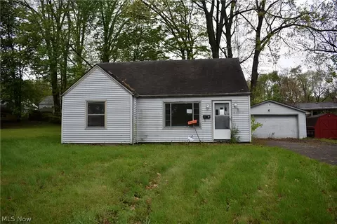 3424 Ambert Ave, Youngstown, OH 44502