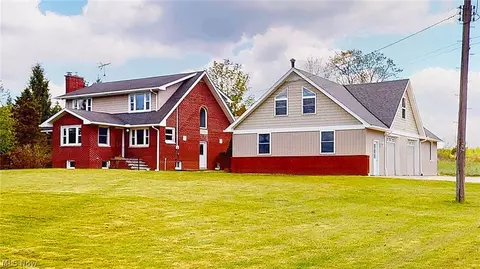 10525 Clay St, Montville, OH 44064