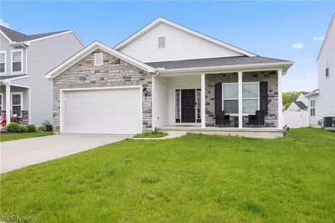 6457 Fawn Ln, North Ridgeville, OH 44039