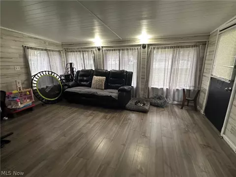 1745 E 3rd St, Salem, OH 44460 photo 15