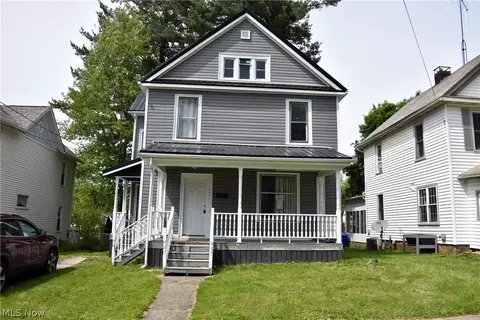 246 E 7th St, Salem, OH 44460