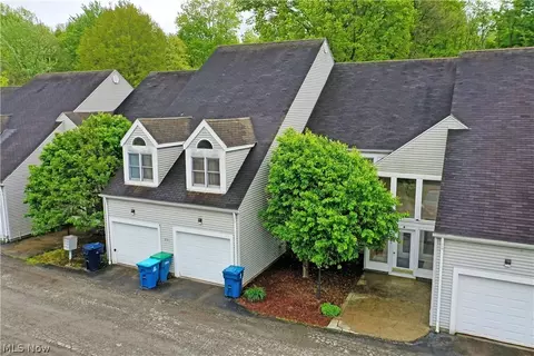 991 Powers Ave #4, Youngstown, OH 44505