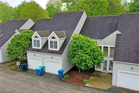 991 Powers Ave #4, Youngstown, OH 44505